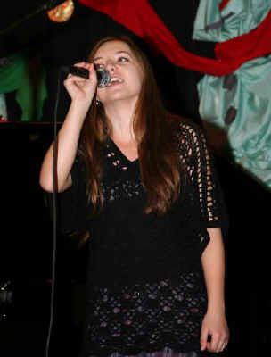 22.jpg (44544 bytes)